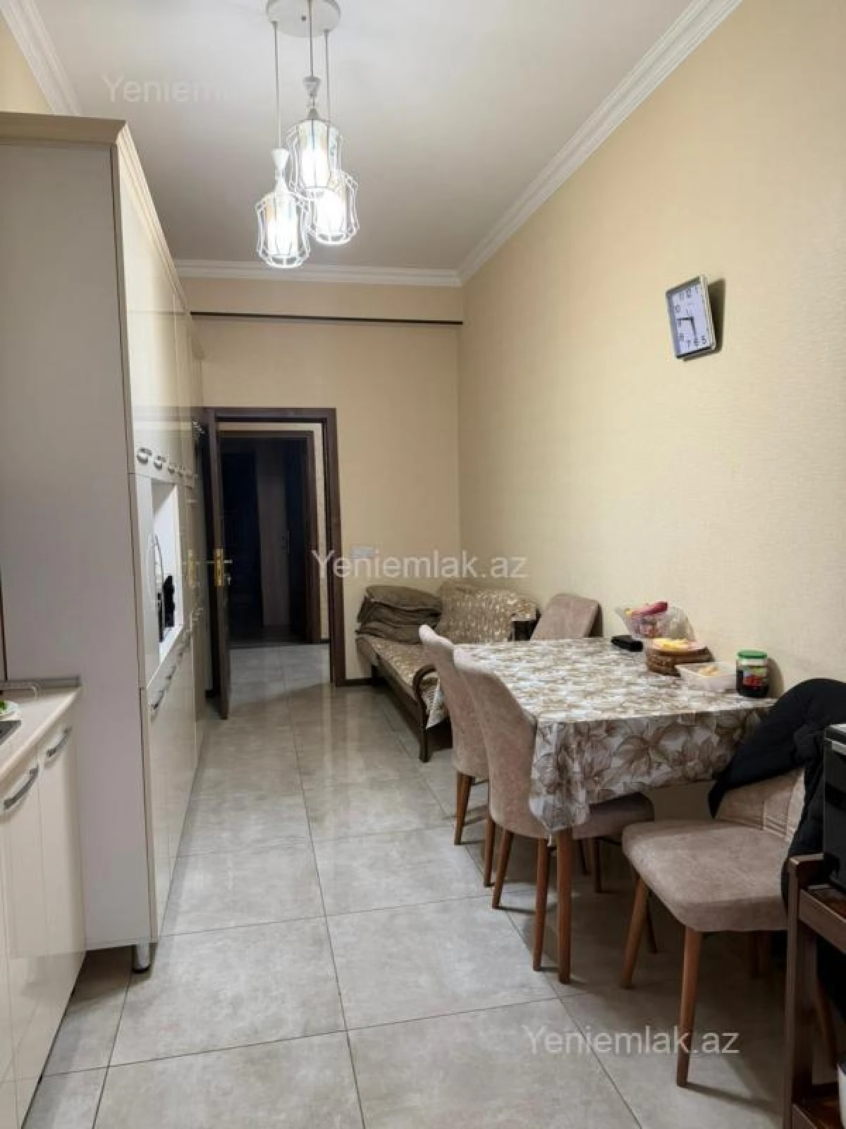 Satılır 3 otaqlı yeni tikili 130 m²