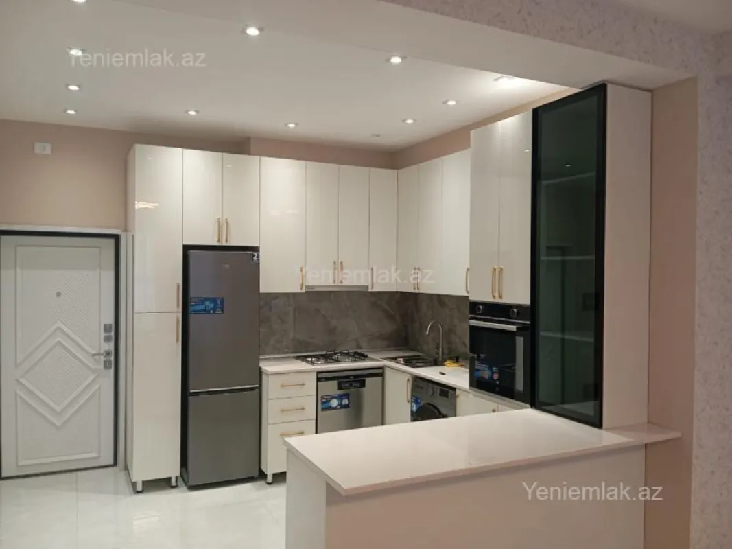 Satılır 2 otaqlı yeni tikili 79 m²