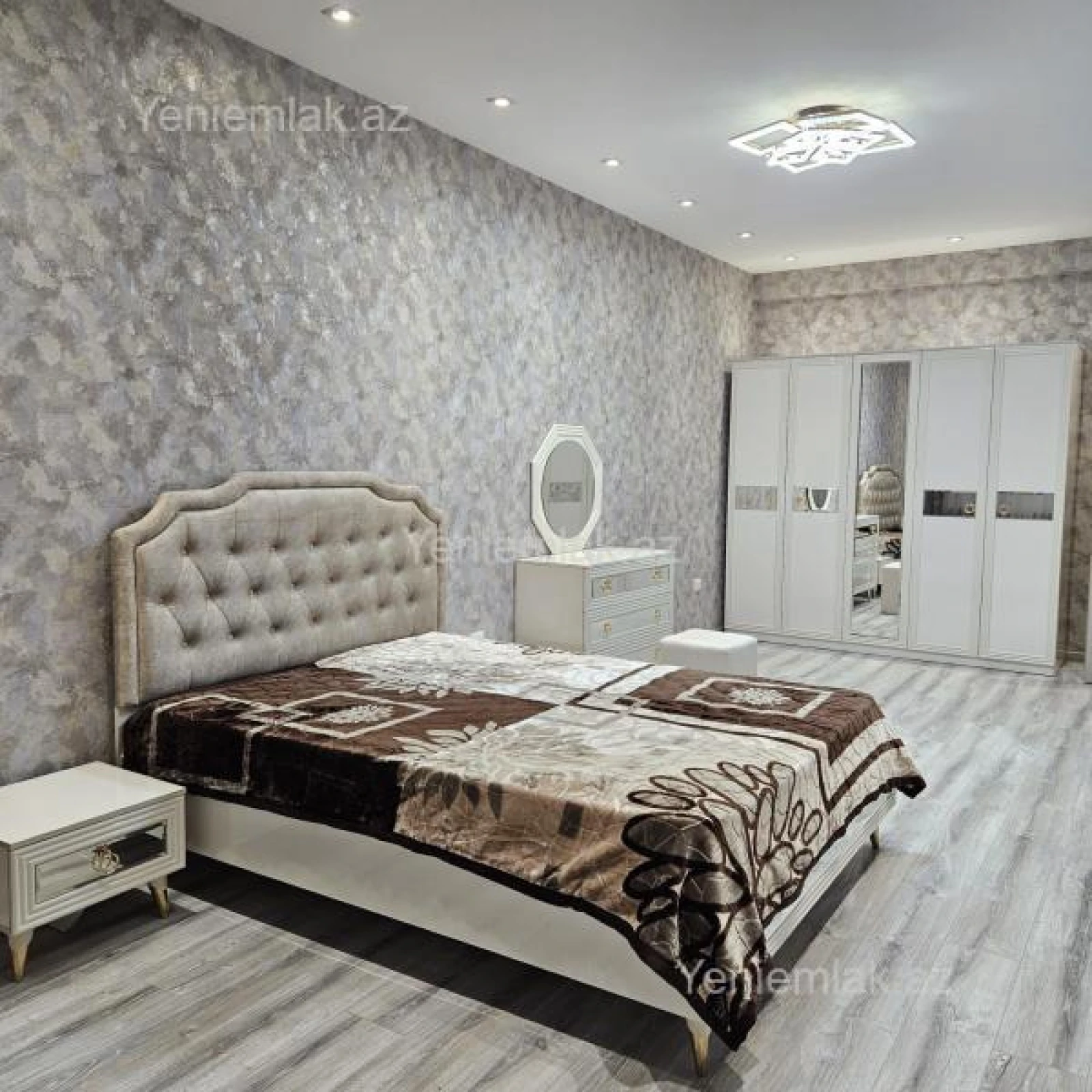 Satılır 2 otaqlı yeni tikili 79 m²