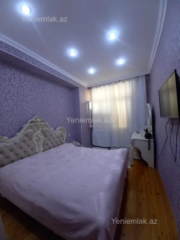 Satılır 2 otaqlı yeni tikili 90 m²
