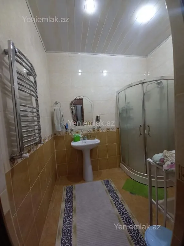 Satılır 2 otaqlı yeni tikili 90 m²