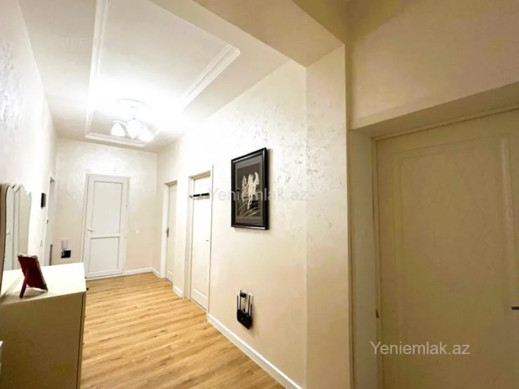 Satılır 2 otaqlı yeni tikili 90 m²