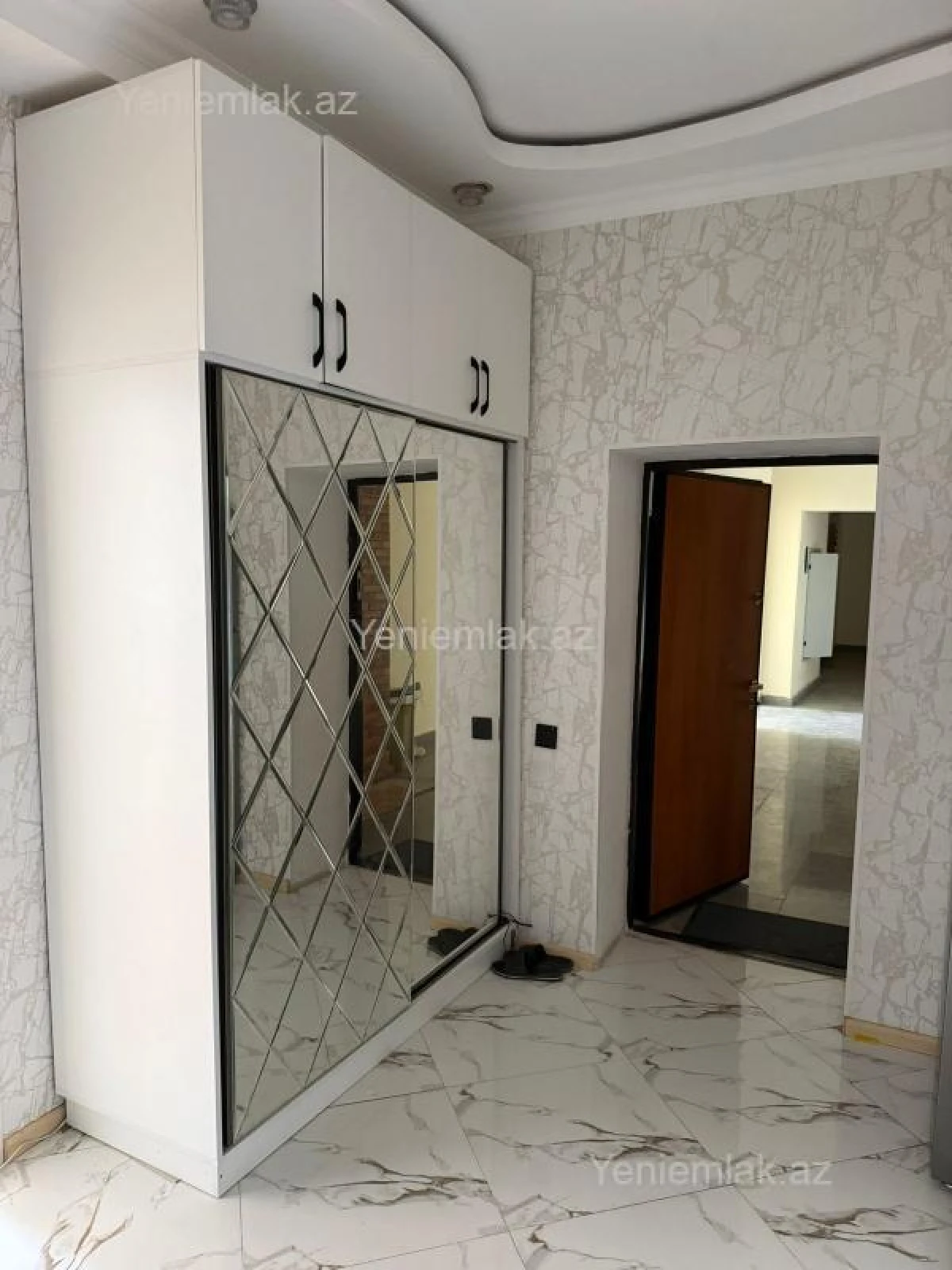 Satılır 2 otaqlı yeni tikili 66 m²