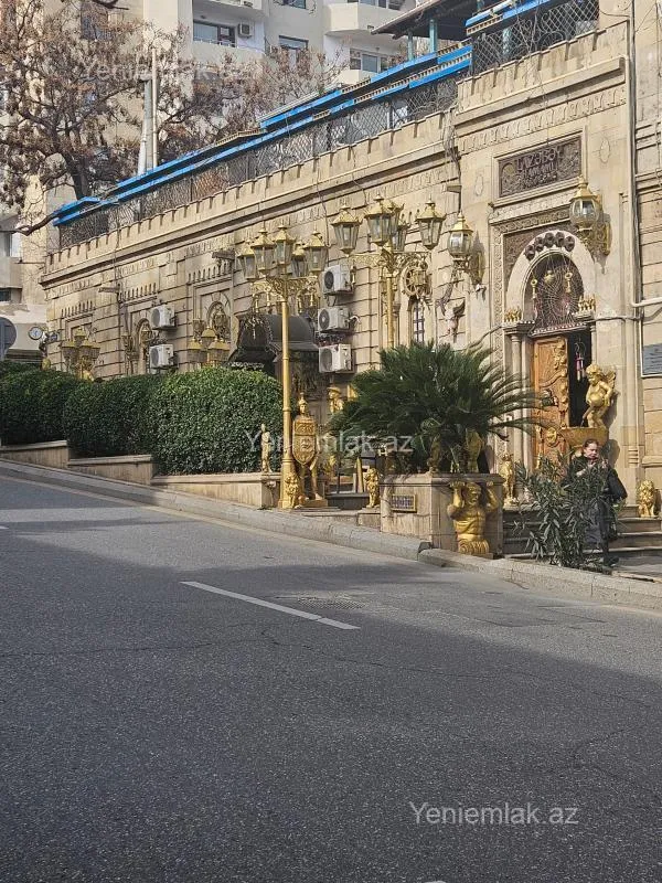 Satılır 3 otaqlı köhnə tikili 90 m²