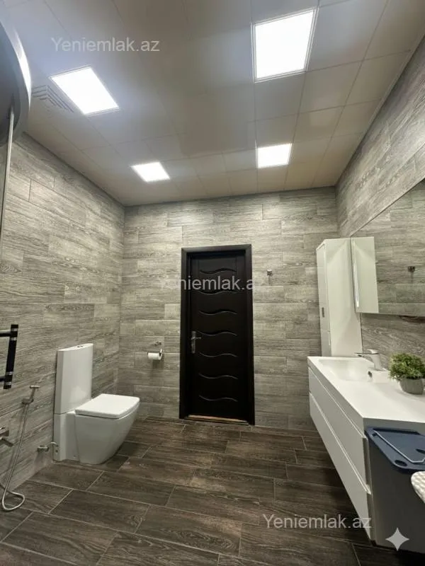 Satılır 3 otaqlı yeni tikili 120 m²