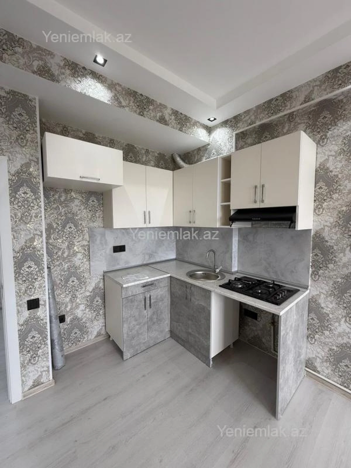 Satılır 2 otaqlı yeni tikili 70 m²