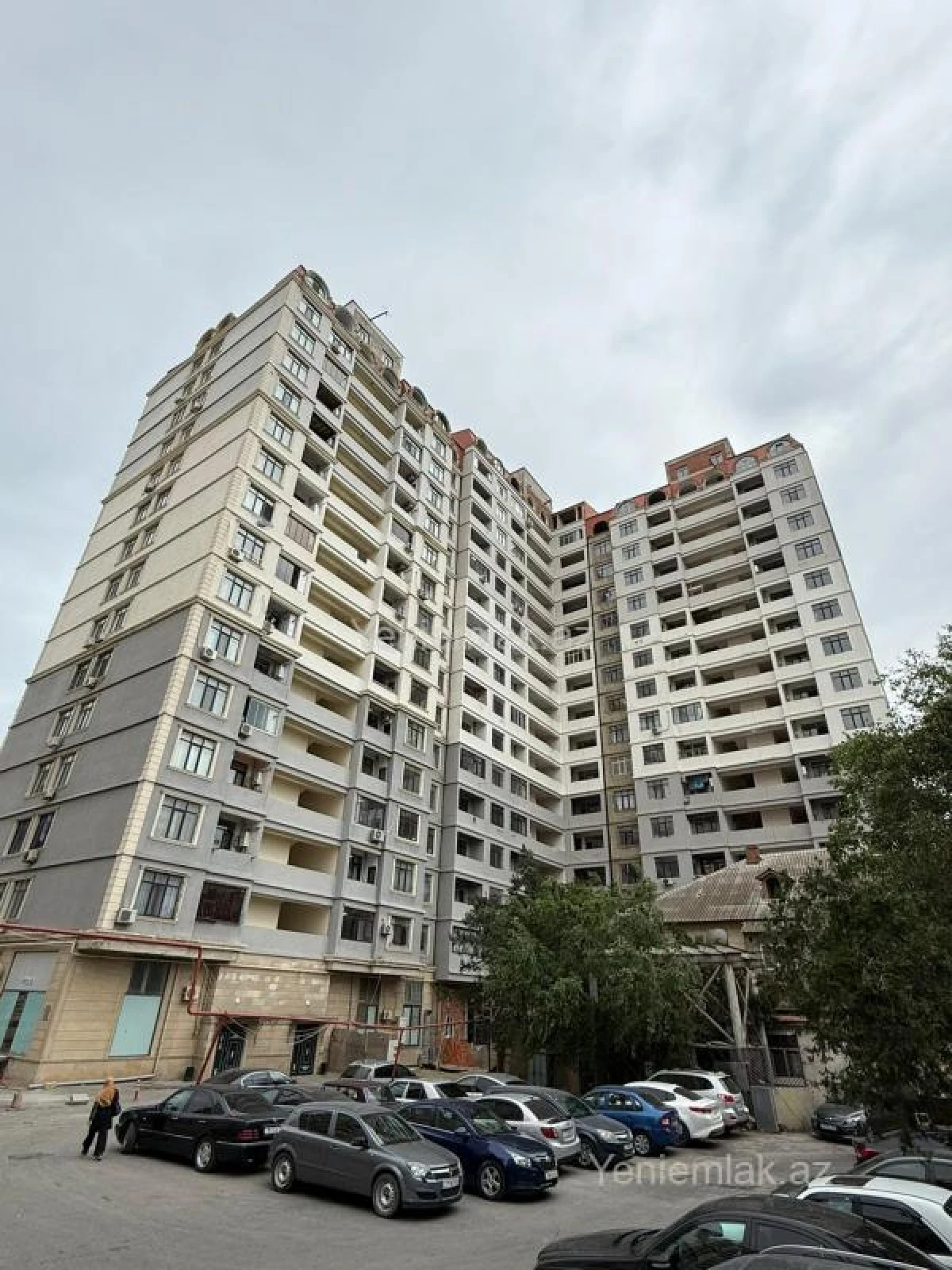 Satılır 2 otaqlı yeni tikili 70 m²