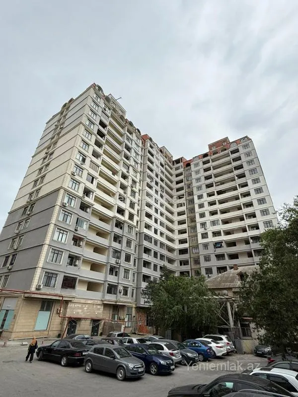 Satılır 2 otaqlı yeni tikili 70 m²