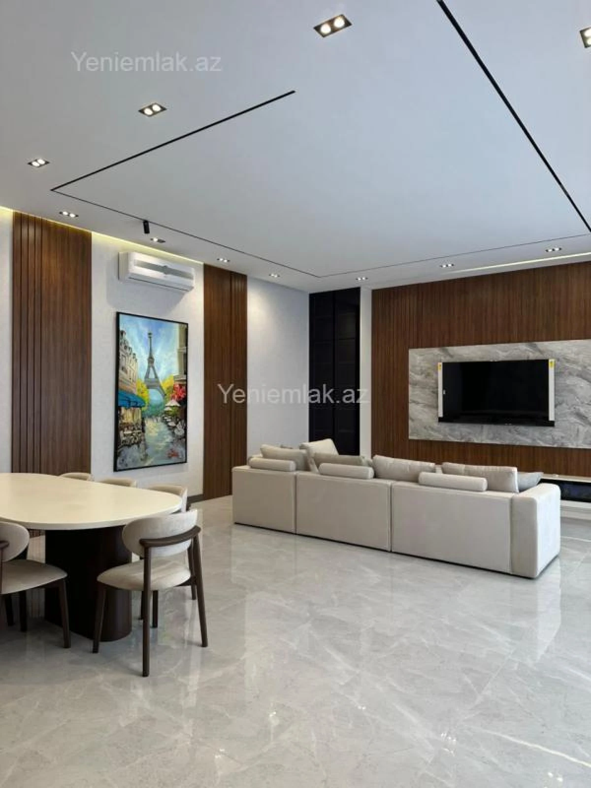 Satılır 5 otaqlı həyət evi 250 m²