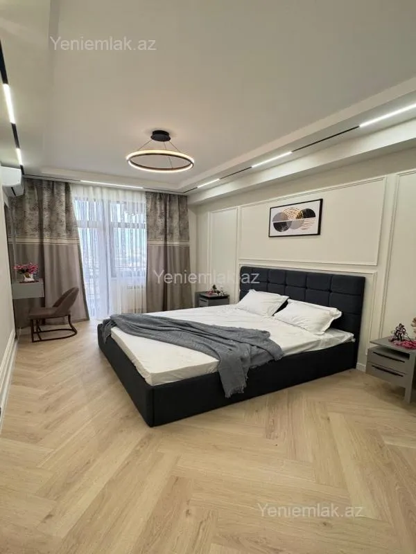 Satılır 3 otaqlı yeni tikili 95 m²