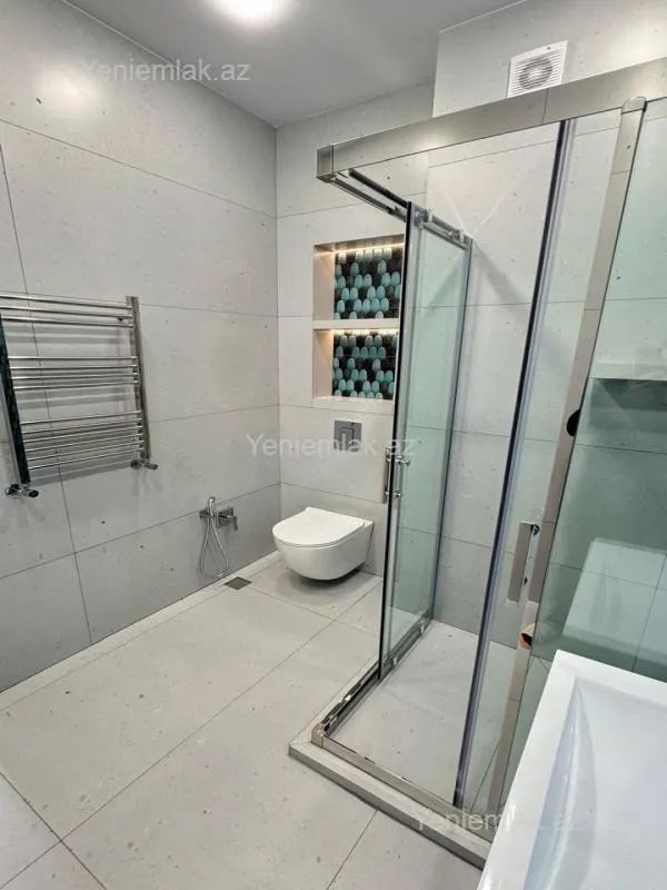 Satılır 3 otaqlı yeni tikili 95 m²