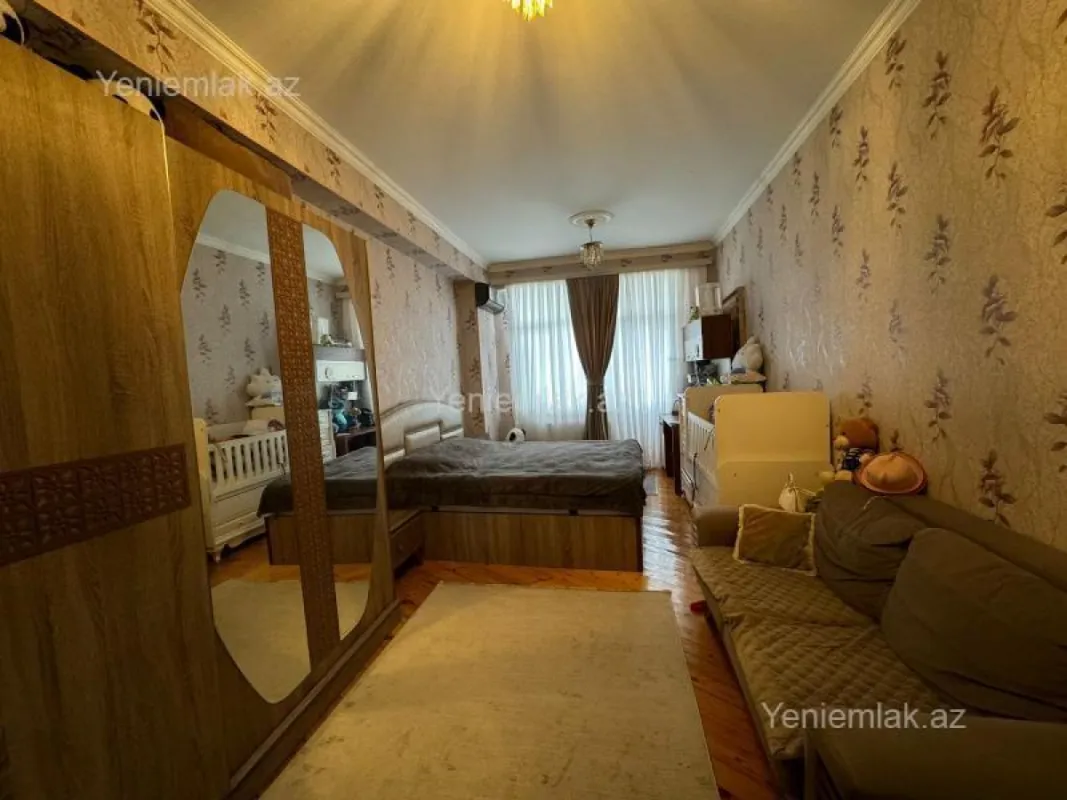 Satılır 2 otaqlı yeni tikili 65 m²