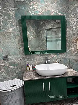 Satılır 4 otaqlı yeni tikili 247 m²