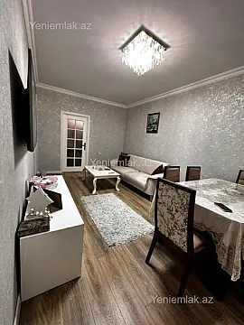 Satılır 2 otaqlı köhnə tikili 50 m²