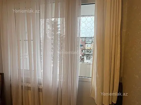 Satılır 2 otaqlı köhnə tikili 50 m²