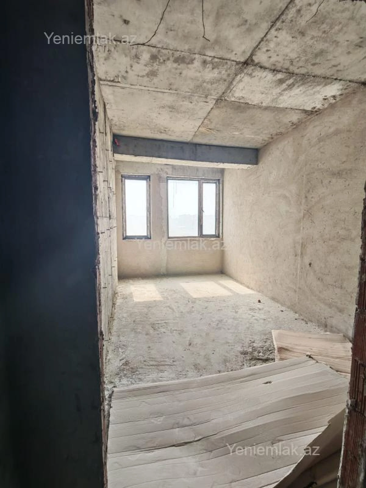 Satılır 2 otaqlı yeni tikili 60 m²