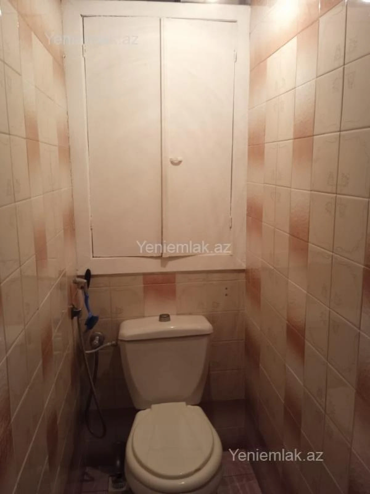Satılır 3 otaqlı köhnə tikili 64 m²