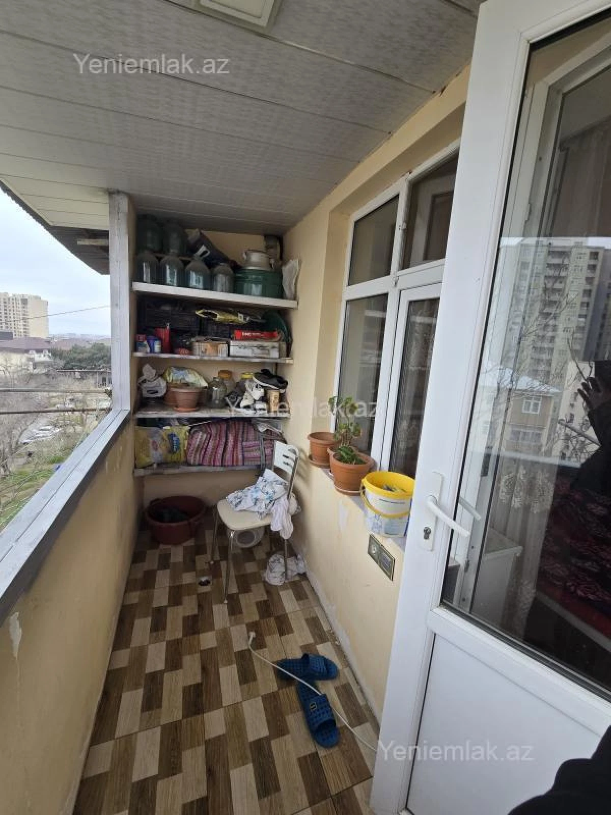 Satılır 4 otaqlı köhnə tikili 85 m²