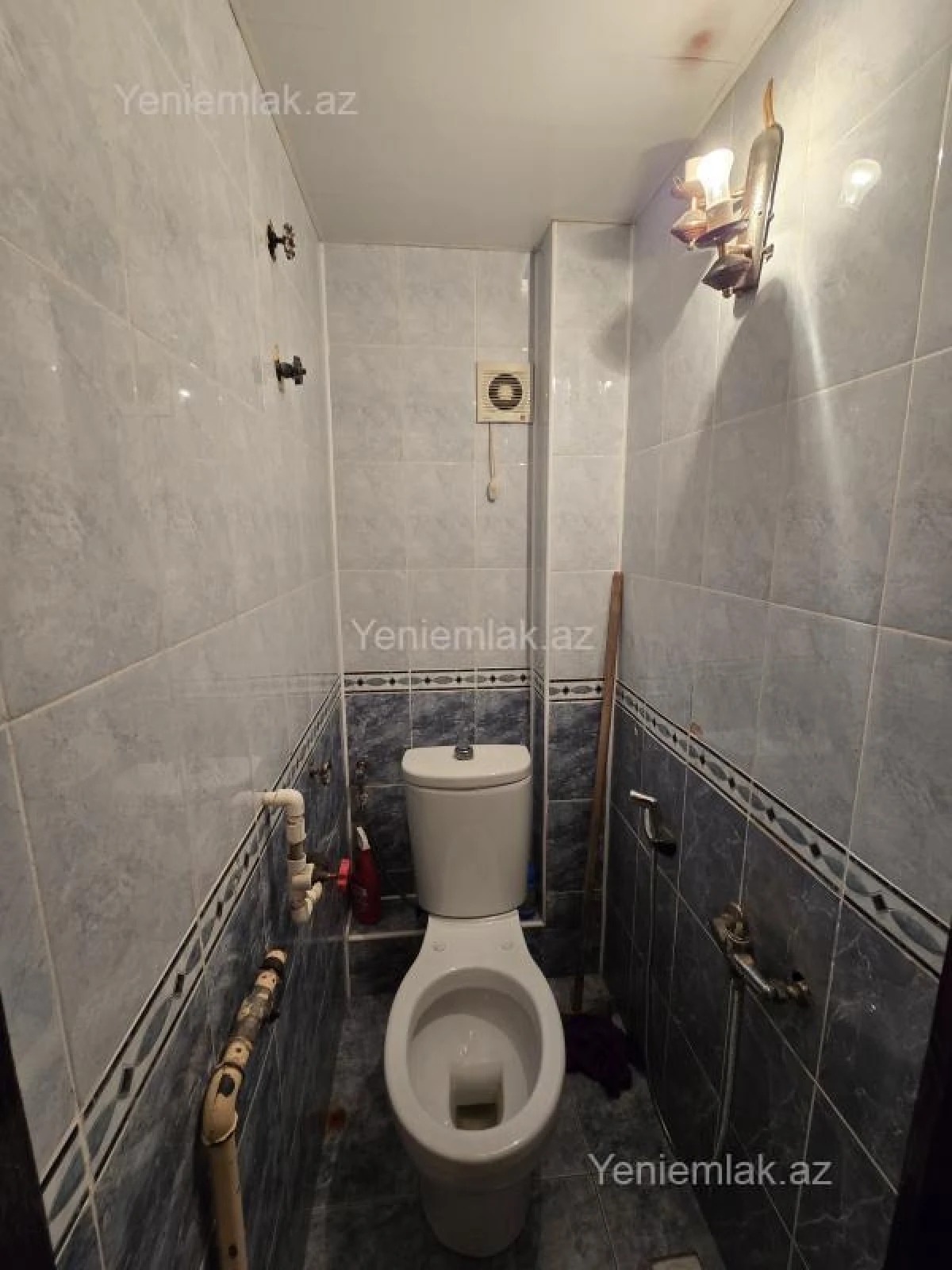 Satılır 4 otaqlı köhnə tikili 85 m²