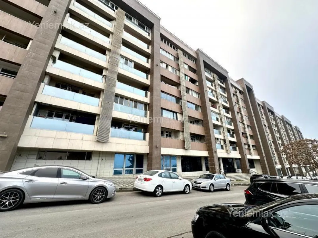 Satılır 3 otaqlı köhnə tikili 70 m²