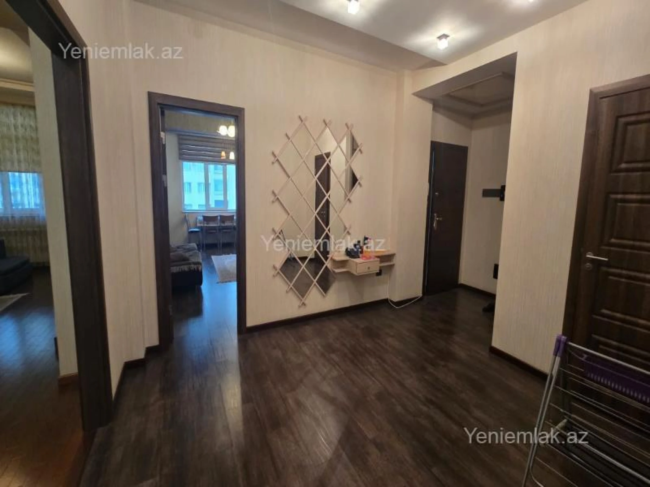 Satılır 3 otaqlı yeni tikili 157 m²
