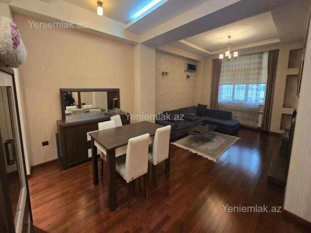 Satılır 3 otaqlı yeni tikili 157 m²