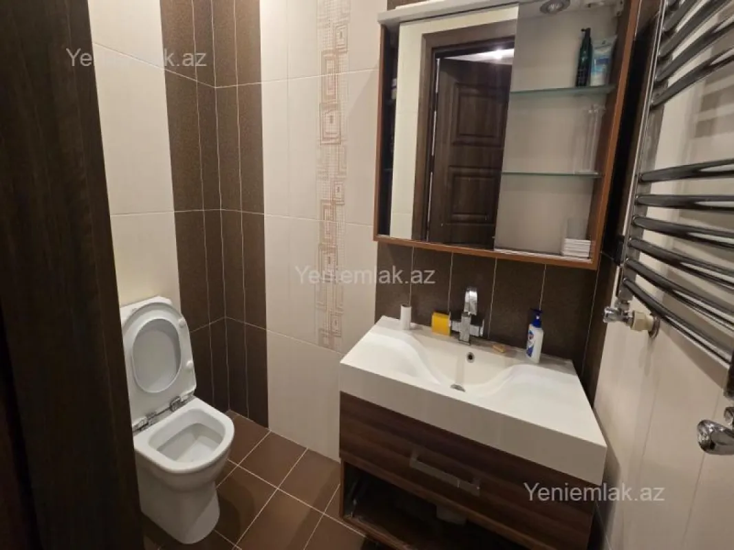 Satılır 3 otaqlı yeni tikili 157 m²
