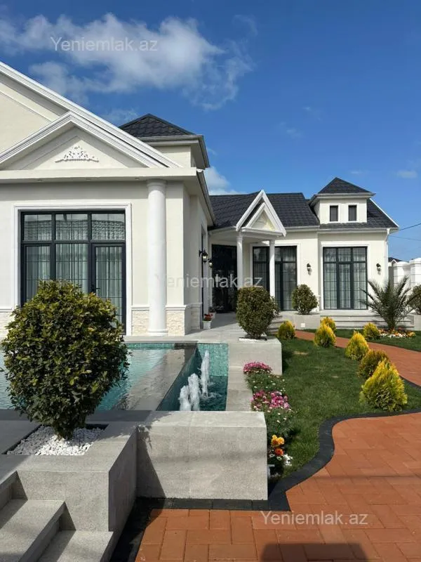 Satılır 4 otaqlı həyət evi 210 m²