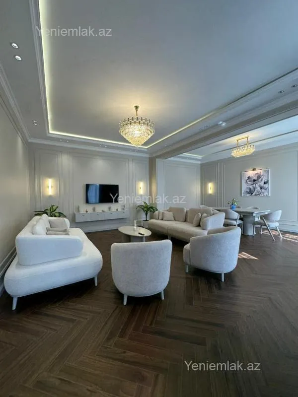 Satılır 4 otaqlı həyət evi 210 m²