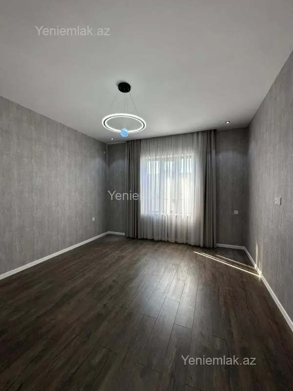 Satılır 4 otaqlı həyət evi 180 m²