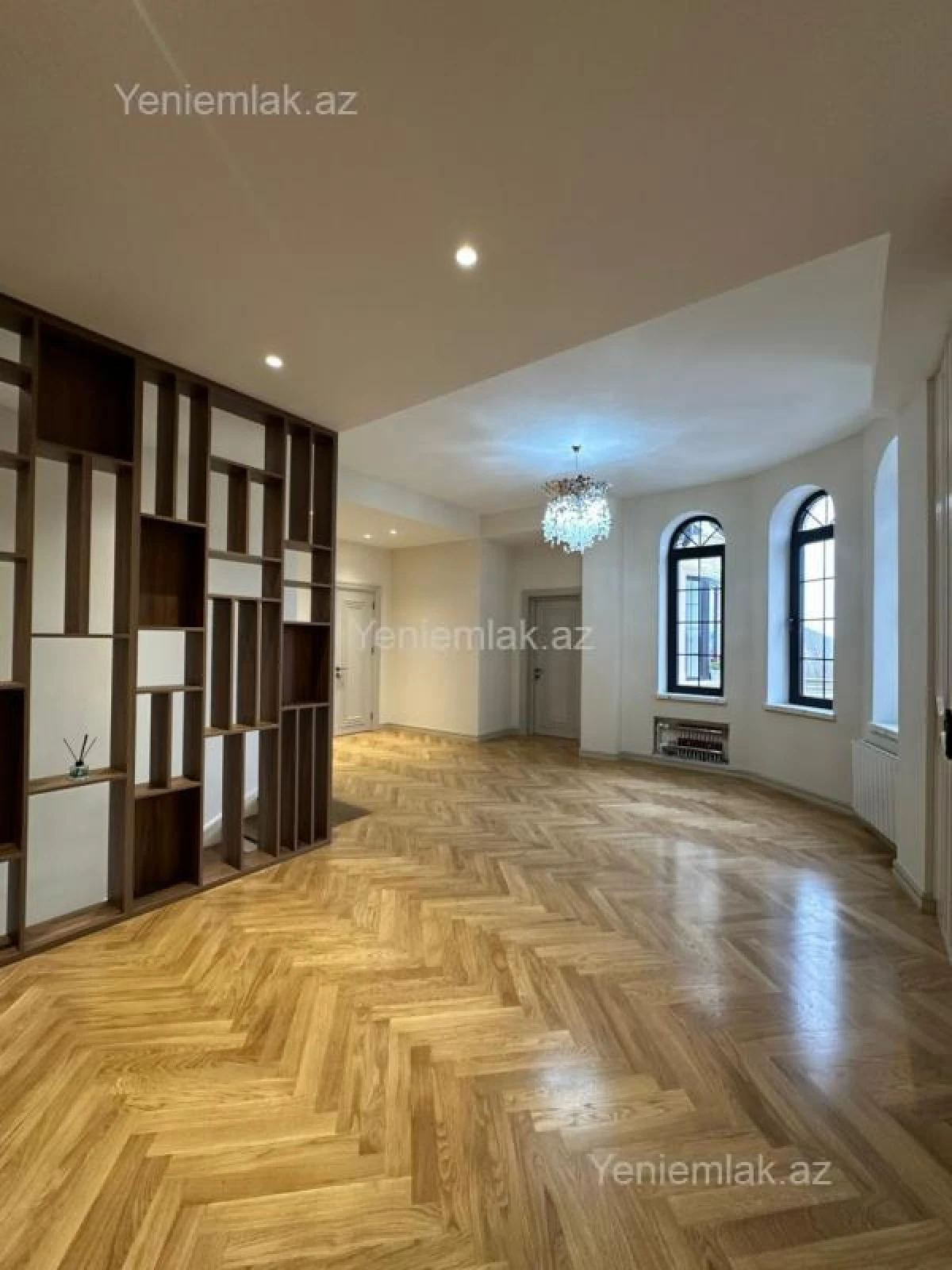 Satılır 7 otaqlı həyət evi 600 m²