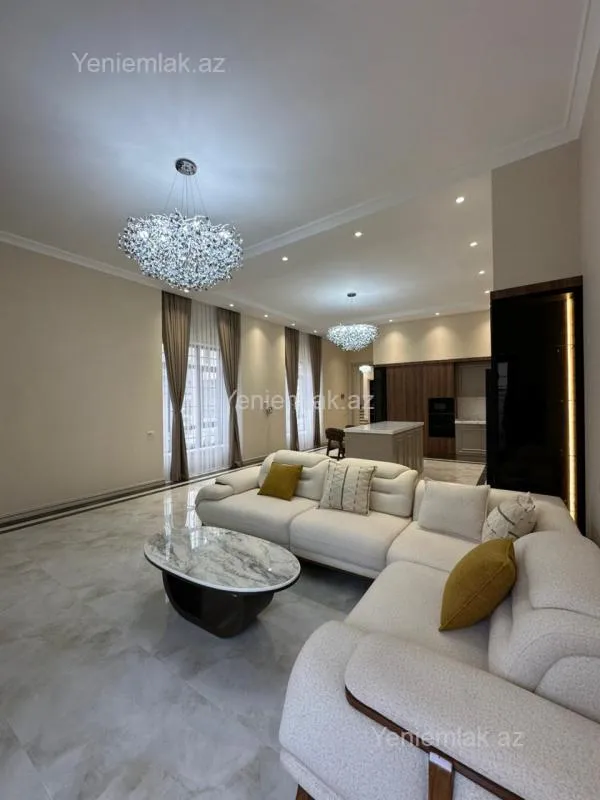 Satılır 7 otaqlı həyət evi 600 m²