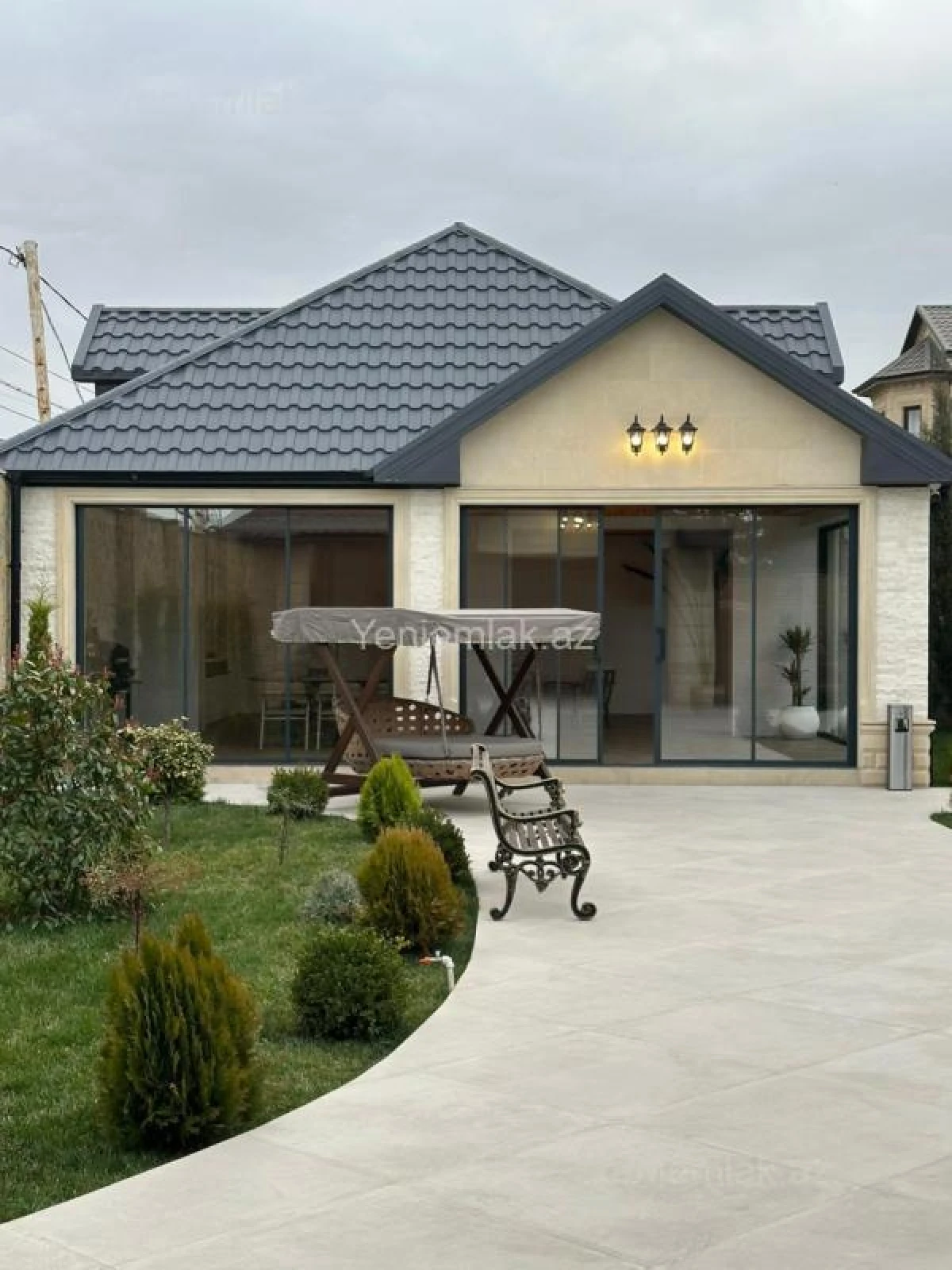 Satılır 7 otaqlı həyət evi 600 m²