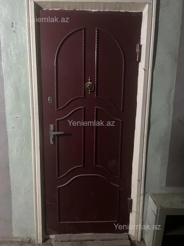 Satılır 2 otaqlı köhnə tikili 45 m²