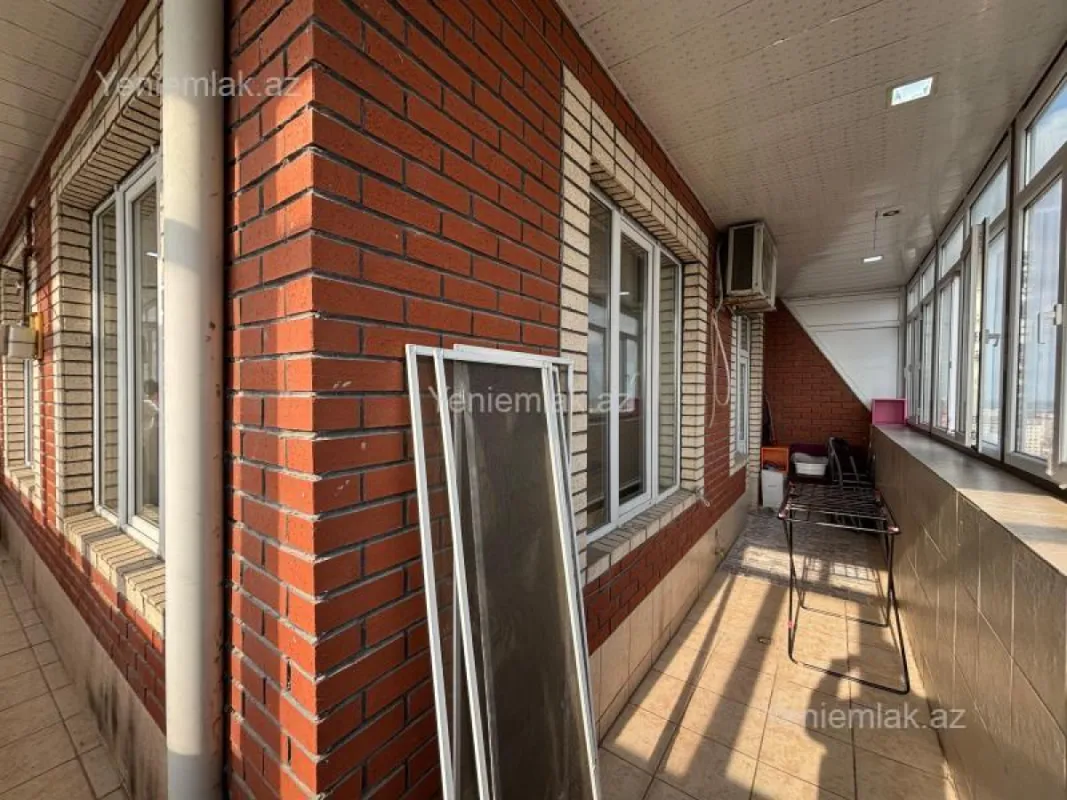 Satılır 2 otaqlı yeni tikili 84 m²