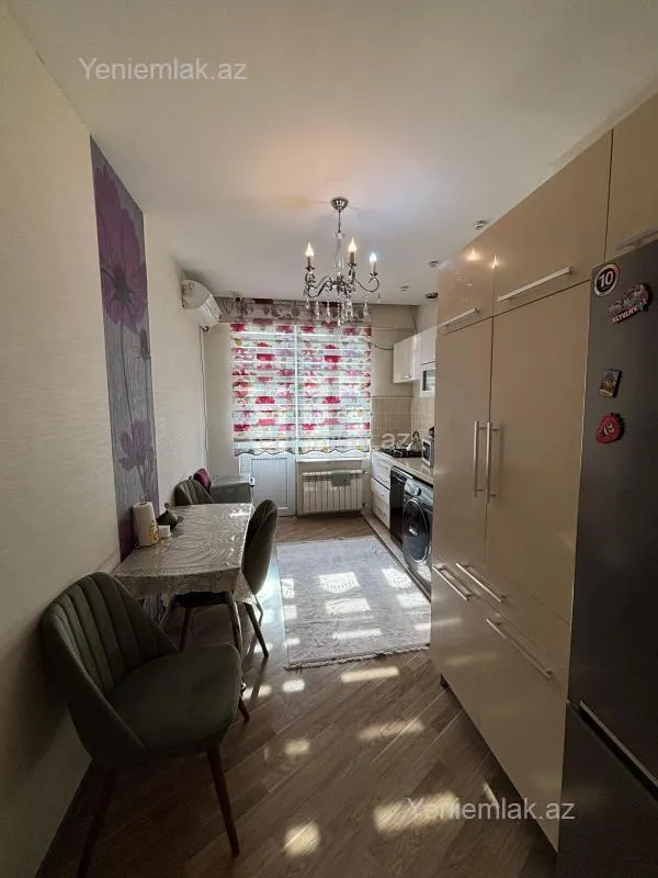 Satılır 2 otaqlı yeni tikili 84 m²