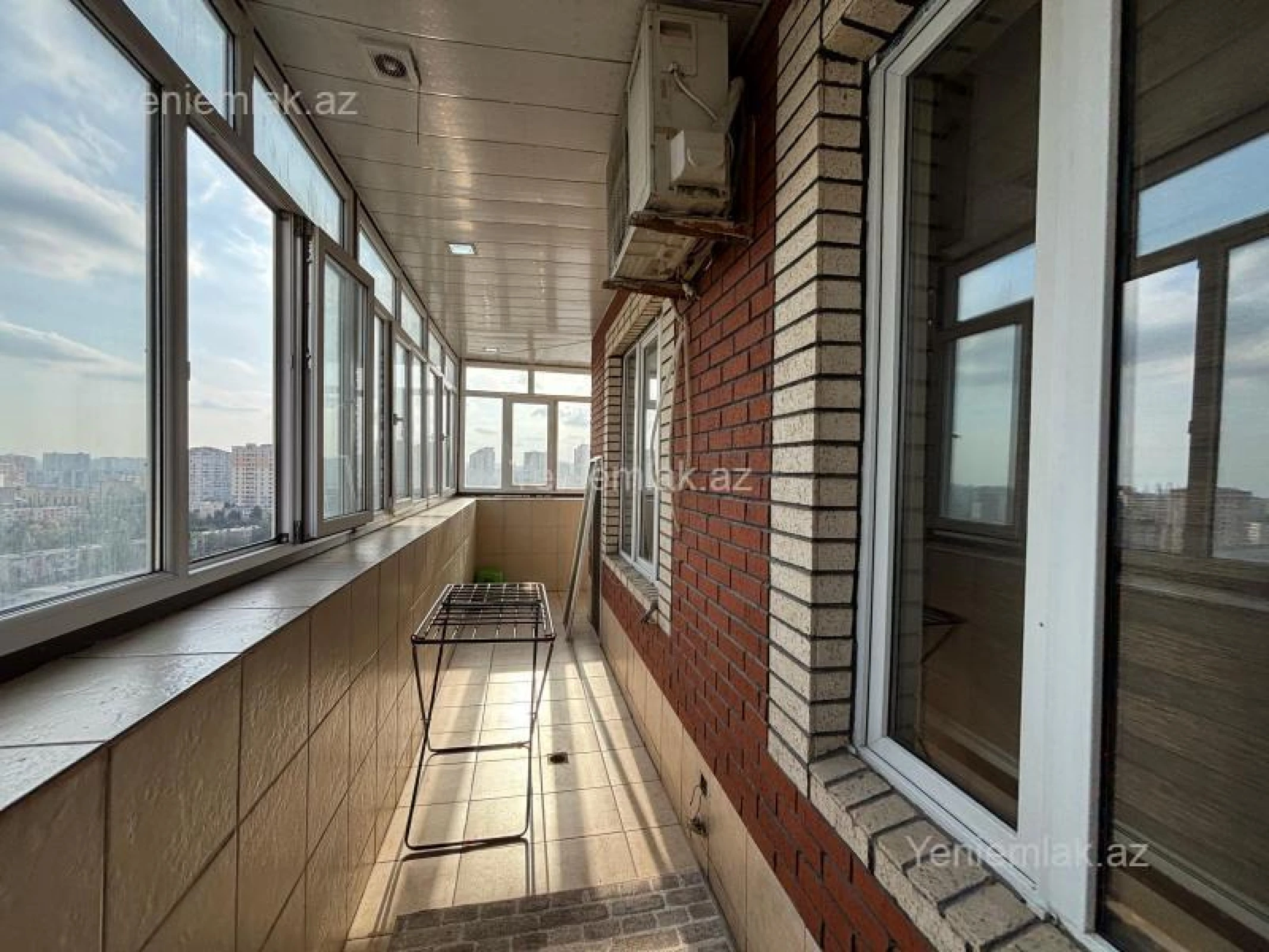 Satılır 2 otaqlı yeni tikili 84 m²