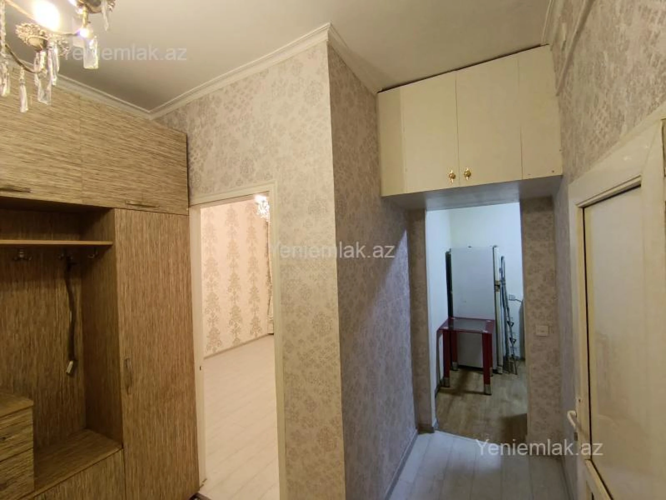 Satılır 2 otaqlı köhnə tikili 65 m²