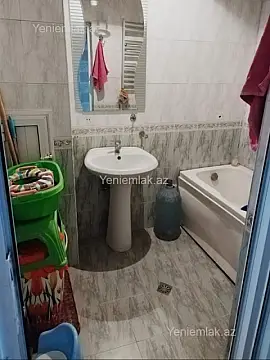 Satılır 3 otaqlı yeni tikili 115 m²