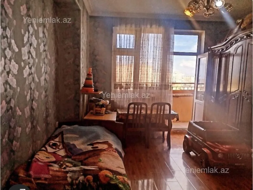 Satılır 3 otaqlı yeni tikili 115 m²