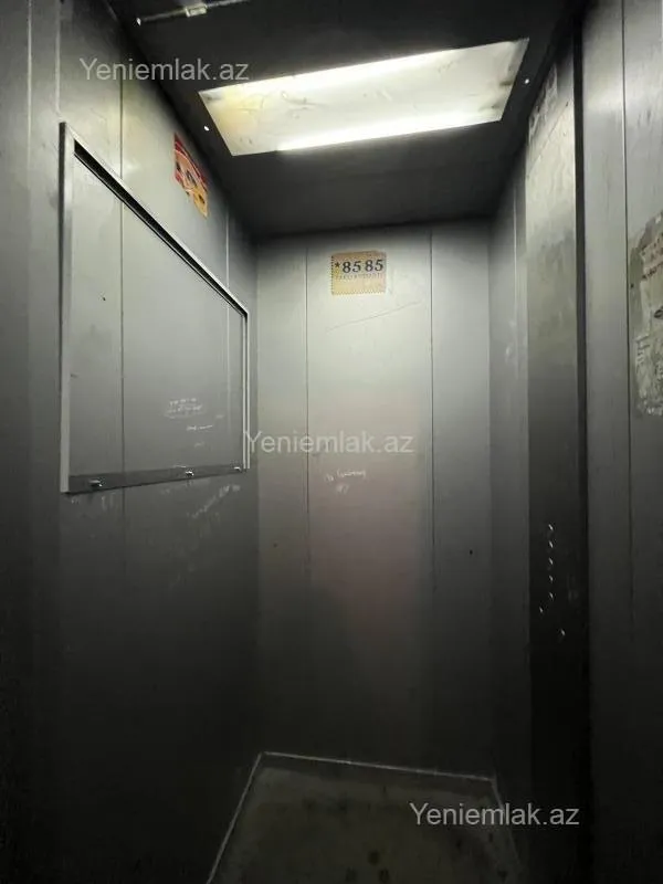 Satılır 3 otaqlı köhnə tikili 60 m²