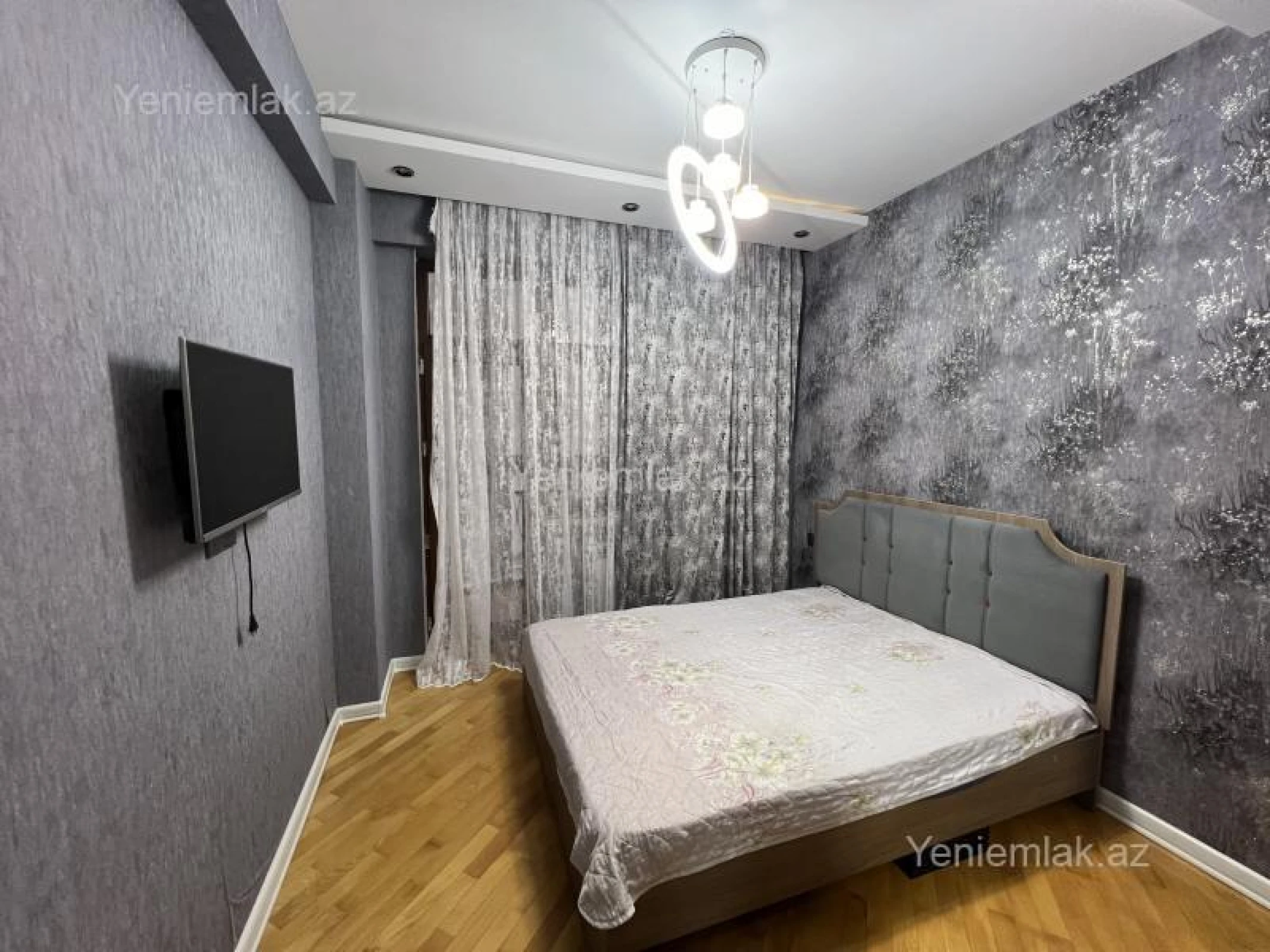 Satılır 2 otaqlı yeni tikili 60 m²