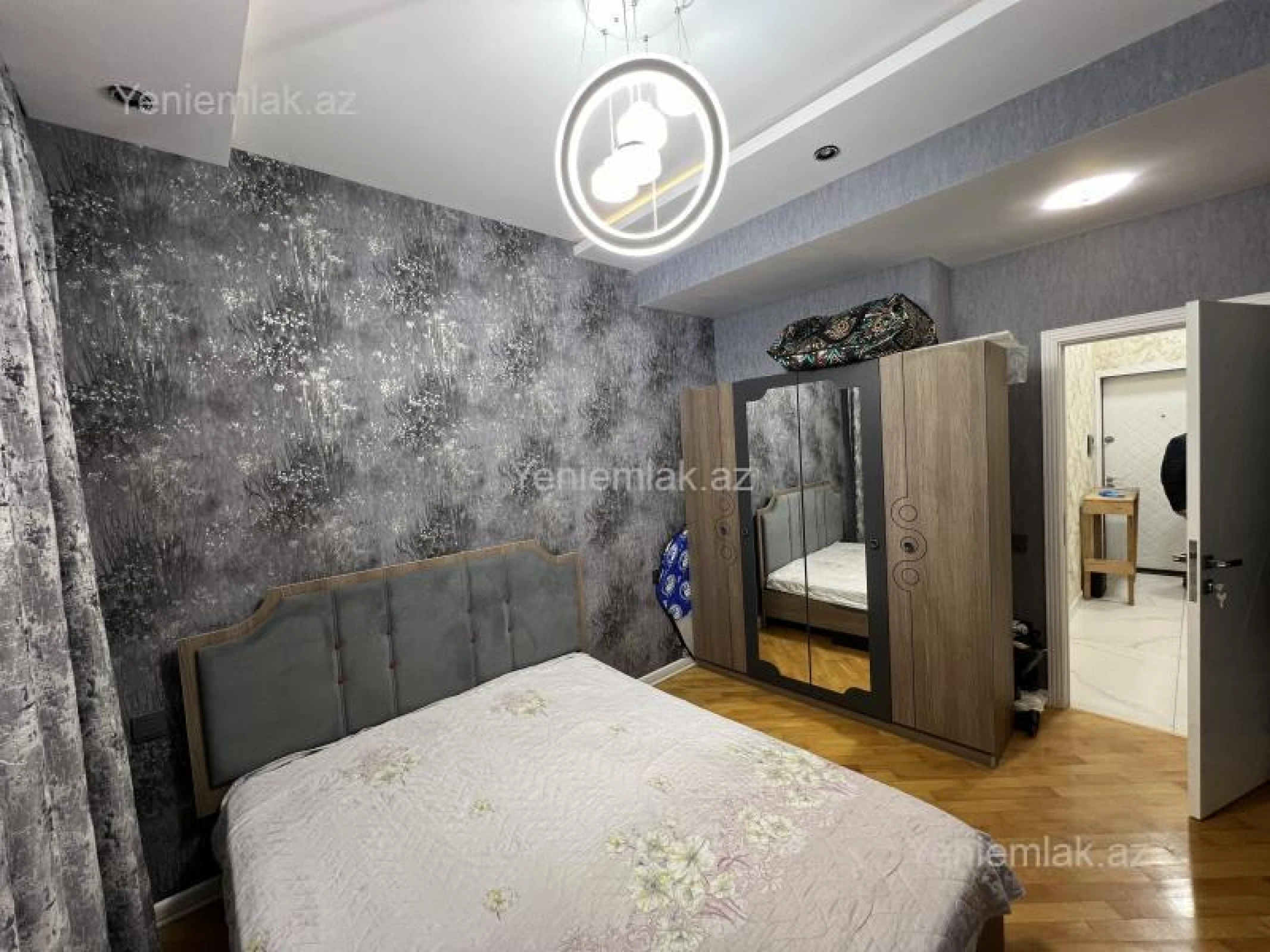 Satılır 2 otaqlı yeni tikili 60 m²