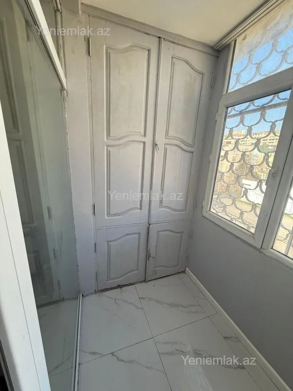 Satılır 3 otaqlı köhnə tikili 85 m²