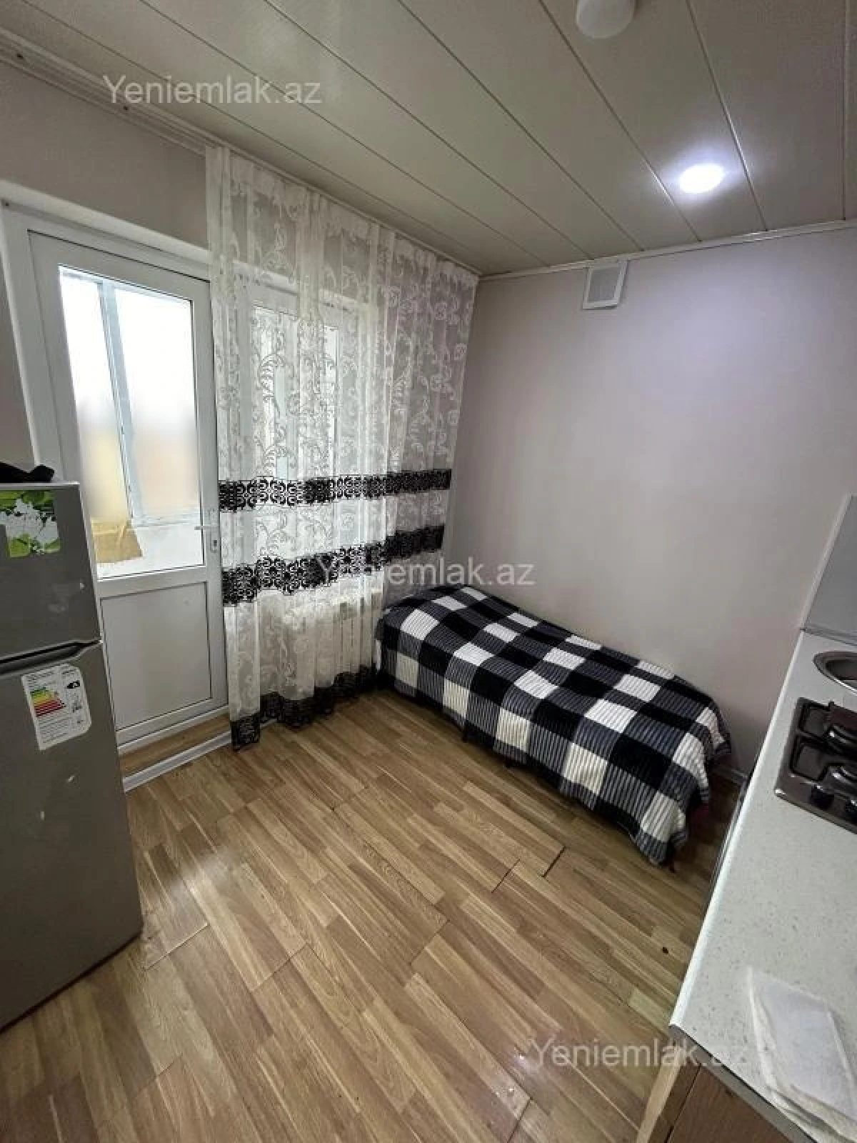 Satılır 2 otaqlı köhnə tikili 35 m²