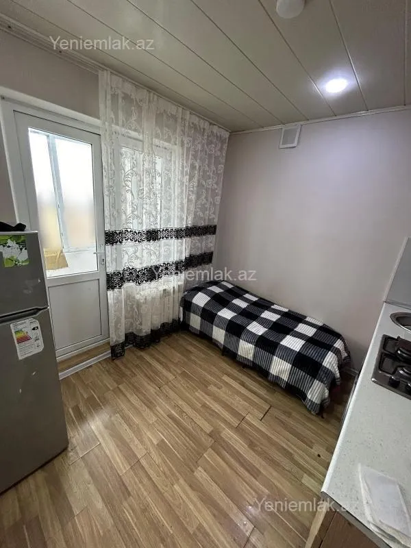 Satılır 2 otaqlı köhnə tikili 35 m²