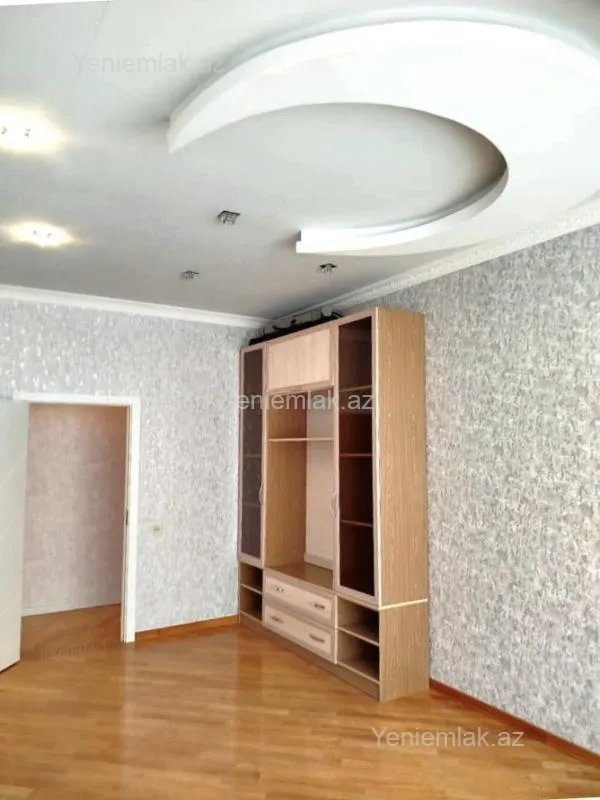 Satılır 3 otaqlı yeni tikili 123 m²