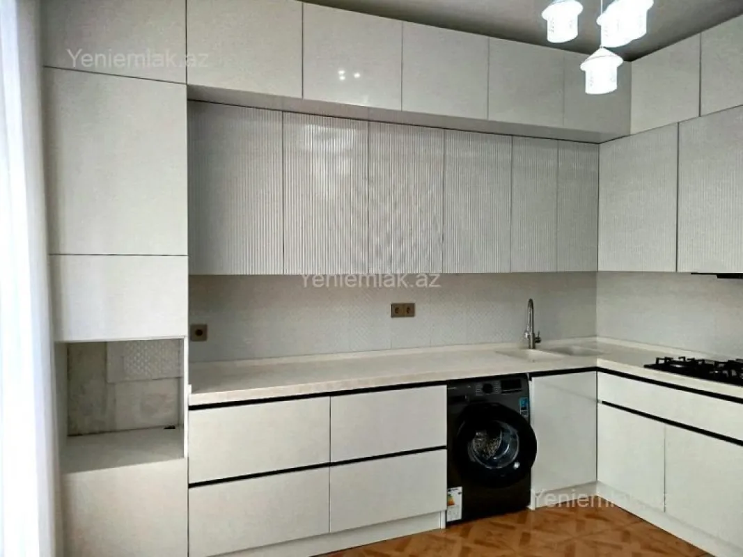 Satılır 3 otaqlı yeni tikili 123 m²