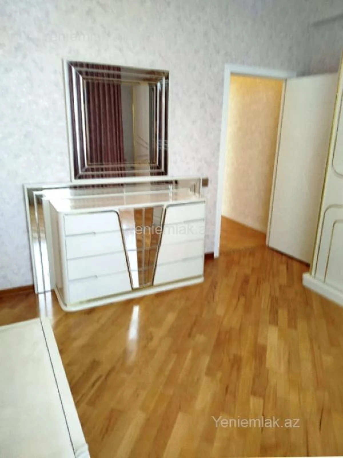 Satılır 3 otaqlı yeni tikili 123 m²