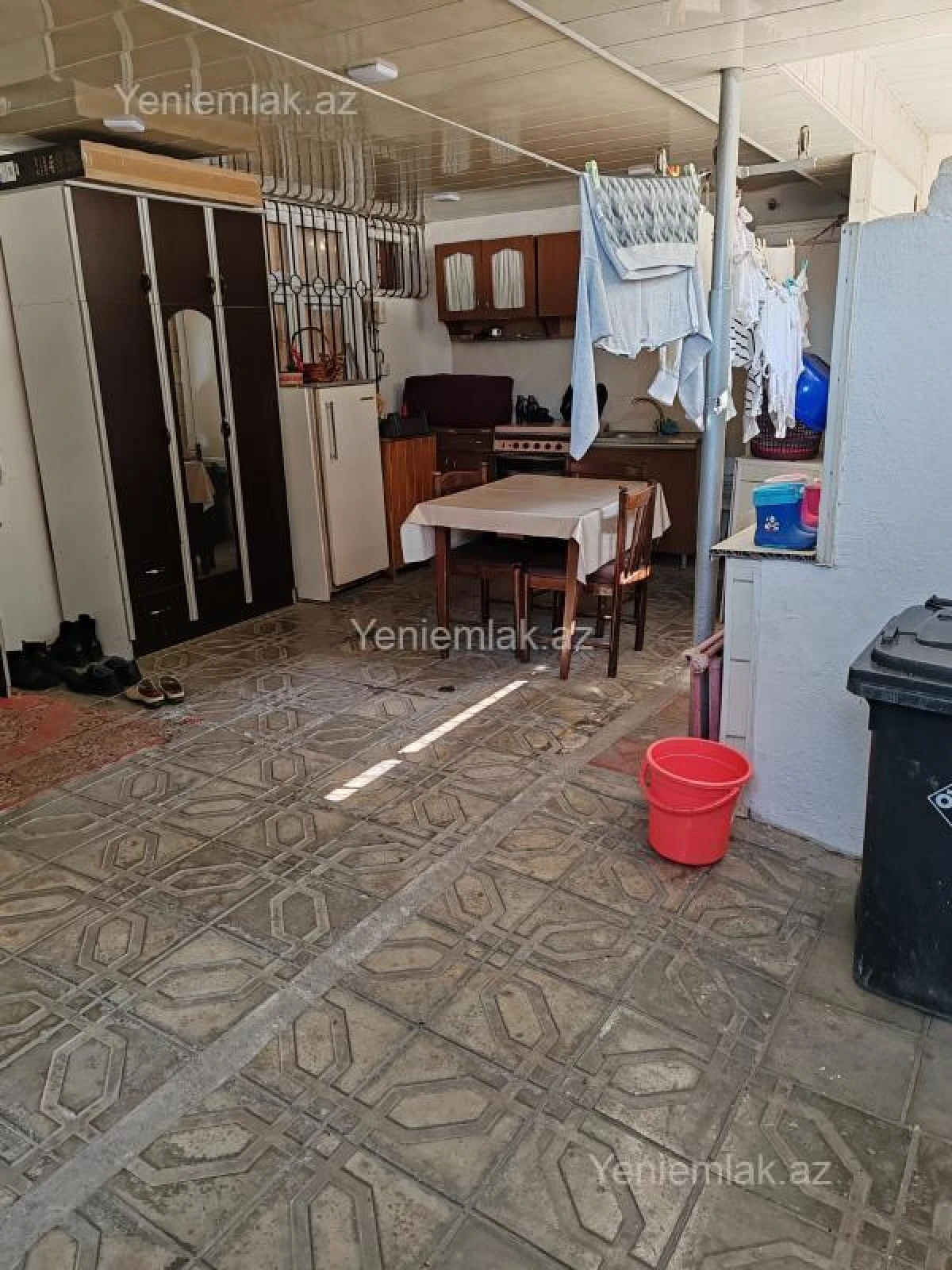 Satılır 4 otaqlı köhnə tikili 110 m²